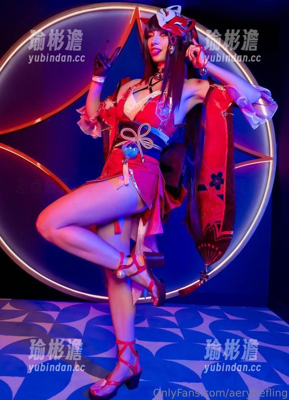 差点忘了，Aery Tiefling的露西竞速于私拍套图的赛博朋克边缘！